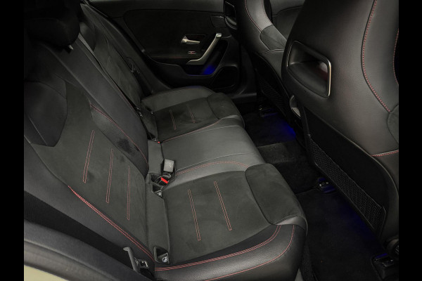 Mercedes-Benz A-Klasse 200 AMG | Camera | Carplay | Pano | Sfeer