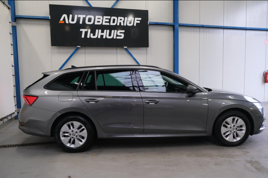 Škoda Octavia Combi 1.0 e-TSI Ambition Automaat - N.A.P. Airco, Cruise, PDC, Navi, Virtual display, Trekhaak.