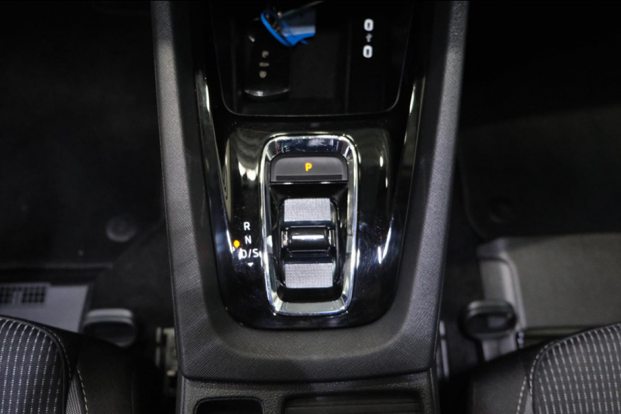 Škoda Octavia Combi 1.0 e-TSI Ambition Automaat - N.A.P. Airco, Cruise, PDC, Navi, Virtual display, Trekhaak.