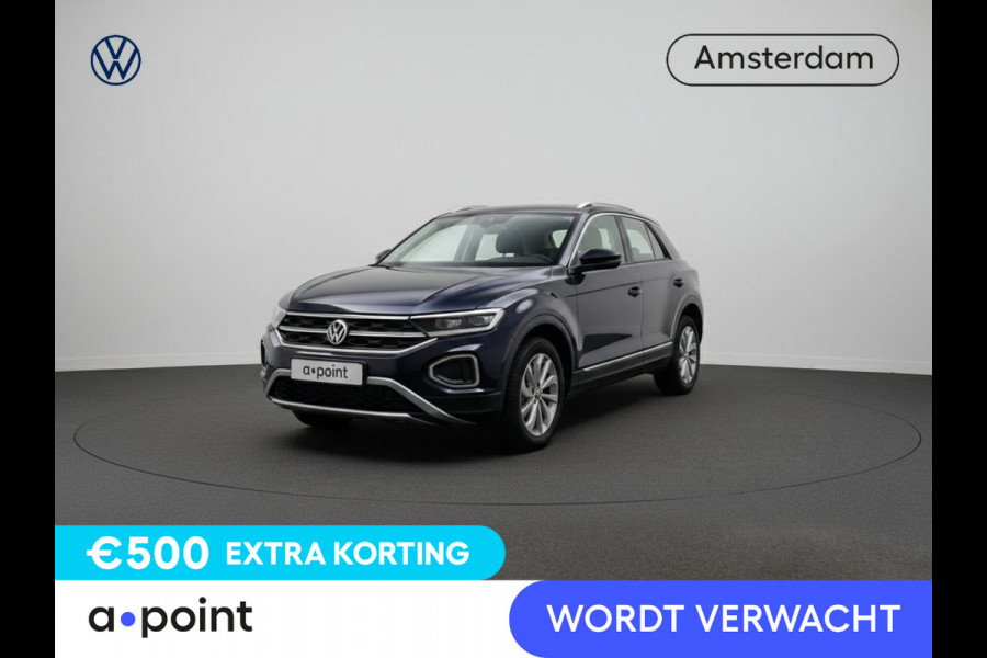 Volkswagen T-Roc 1.5 TSI Style 150 pk Automaat (DSG) | Navigatie | Parkeersensoren (Park assist) | Adaptieve cruise control | Stoelverwarming |
