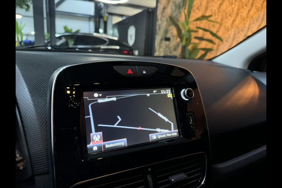 Renault Clio Estate 0.9 TCe Limited NAP Garantie Trekhaak Cruise Navi PDC Led Rijklaar