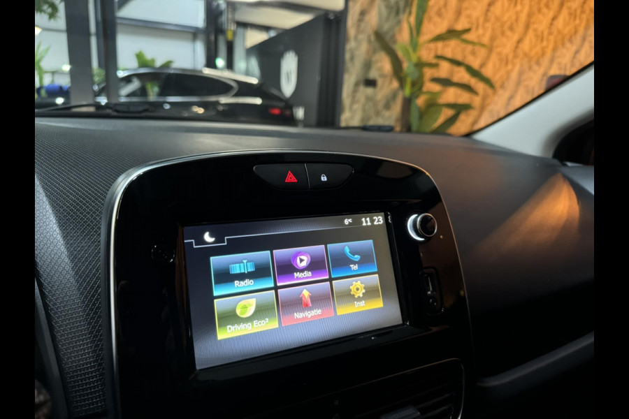 Renault Clio Estate 0.9 TCe Limited NAP Garantie Trekhaak Cruise Navi PDC Led Rijklaar