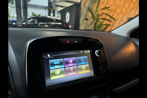 Renault Clio Estate 0.9 TCe Limited NAP Garantie Trekhaak Cruise Navi PDC Led Rijklaar