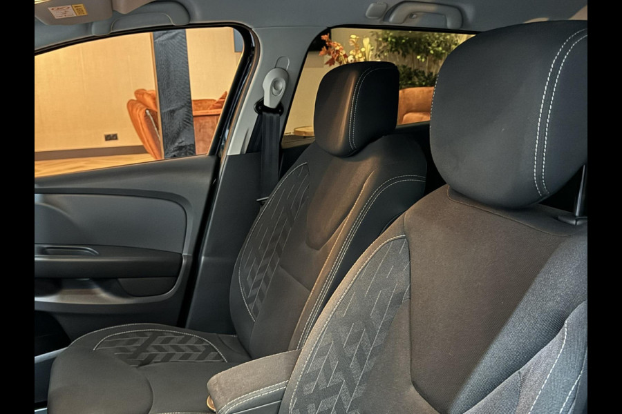 Renault Clio Estate 0.9 TCe Limited NAP Garantie Trekhaak Cruise Navi PDC Led Rijklaar