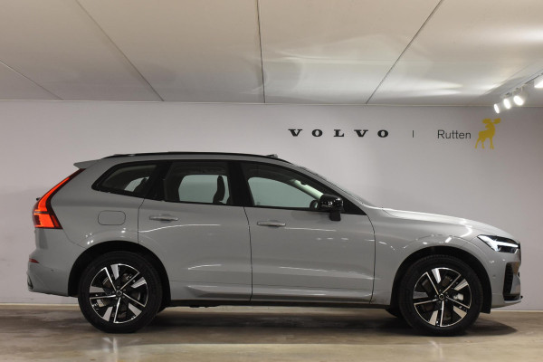 Volvo XC60 T6 350PK Automaat Plug-in Hybrid AWD Plus Dark / Navigatie / Adaptieve Cruisecontrol / Head Up-Display / Panorama dak / Leder / Elektrische stoelen / 360 Camera / Trekhaak /