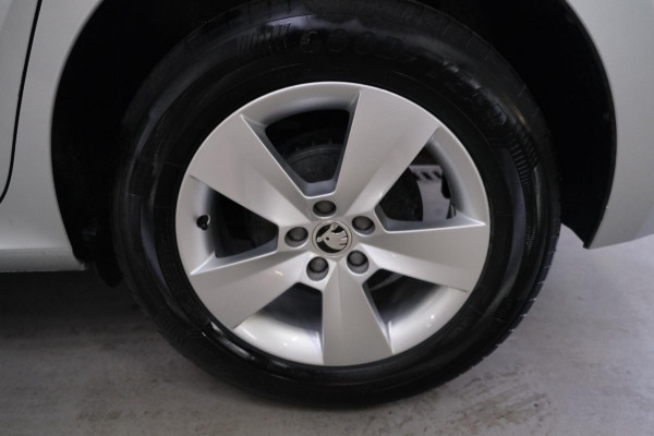 Škoda Kamiq 1.0 TSI Ambition - N.A.P. Airco, Cruise, Carplay.