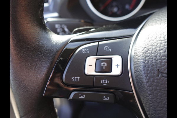 Volkswagen Tiguan Allspace 1.5 TSI DSG R-Line 7p. | Navigatie | Climate Control | Lichtmetalen velgen | DAB | Led | Stoelverwarming