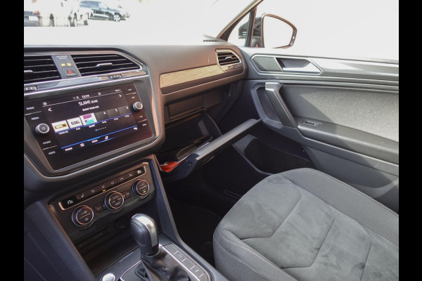 Volkswagen Tiguan Allspace 1.5 TSI DSG R-Line 7p. | Navigatie | Climate Control | Lichtmetalen velgen | DAB | Led | Stoelverwarming