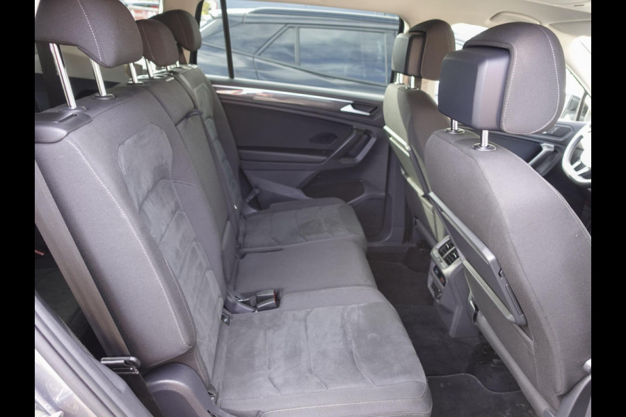 Volkswagen Tiguan Allspace 1.5 TSI DSG R-Line 7p. | Navigatie | Climate Control | Lichtmetalen velgen | DAB | Led | Stoelverwarming