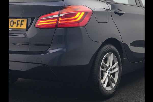BMW 2 Serie Active Tourer 218i Executive 141pk Automaat | Trekhaak Afn. | LED Koplampen | Navigatie | DAB | Cruise Control |