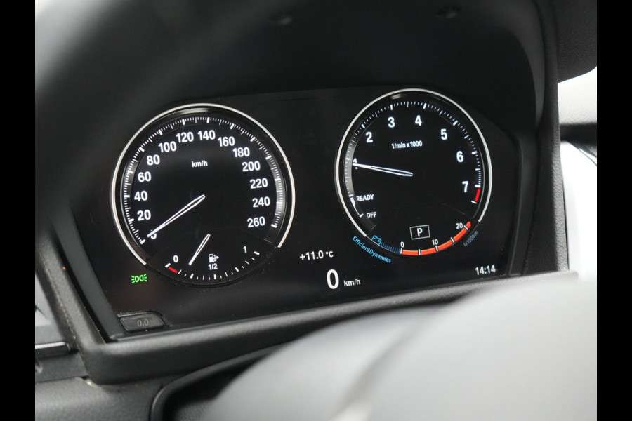 BMW 2 Serie Active Tourer 218i Executive 141pk Automaat | Trekhaak Afn. | LED Koplampen | Navigatie | DAB | Cruise Control |