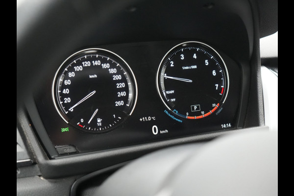 BMW 2 Serie Active Tourer 218i Executive 141pk Automaat | Trekhaak Afn. | LED Koplampen | Navigatie | DAB | Cruise Control |