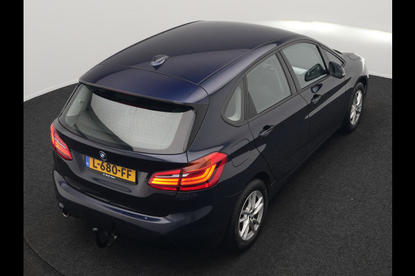 BMW 2 Serie Active Tourer 218i Executive 141pk Automaat | Trekhaak Afn. | LED Koplampen | Navigatie | DAB | Cruise Control |