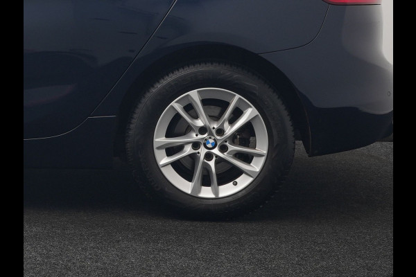 BMW 2 Serie Active Tourer 218i Executive 141pk Automaat | Trekhaak Afn. | LED Koplampen | Navigatie | DAB | Cruise Control |