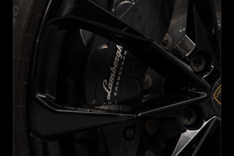 Lamborghini Urus 4.0 V8 23" - B&O - PANO - NIGHT VISION