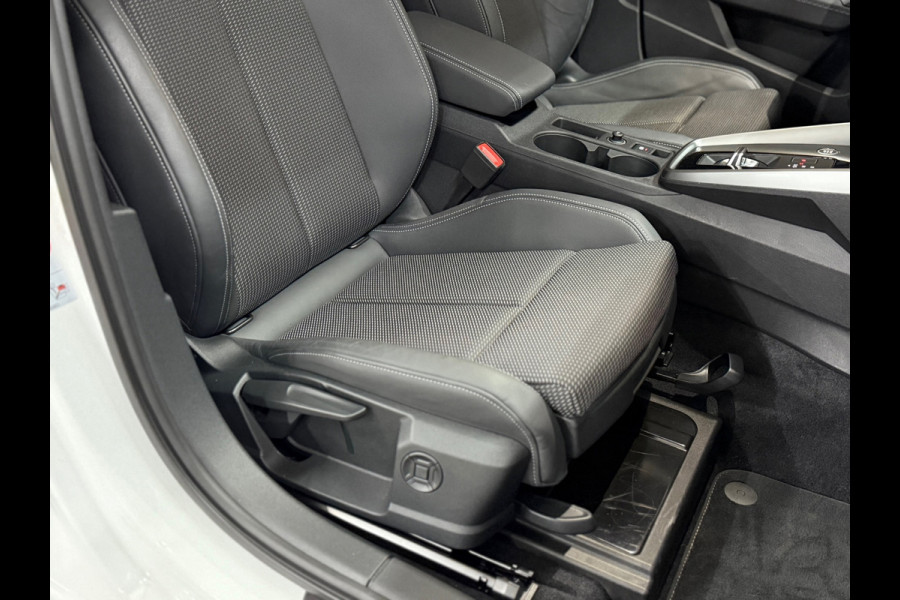 Audi A3 Sportback 35 TFSI S edition | S-Line | Pano | Camera | Matrix LED | Sportstoelen | Adaptive Cruise | Navigatie