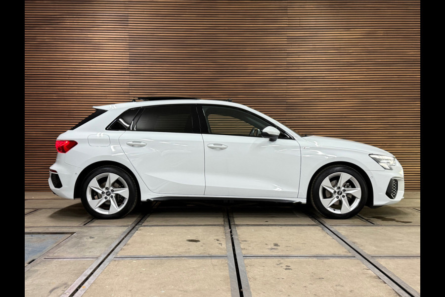 Audi A3 Sportback 35 TFSI S edition | S-Line | Pano | Camera | Matrix LED | Sportstoelen | Adaptive Cruise | Navigatie