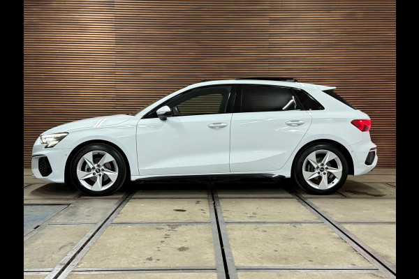 Audi A3 Sportback 35 TFSI S edition | S-Line | Pano | Camera | Matrix LED | Sportstoelen | Adaptive Cruise | Navigatie