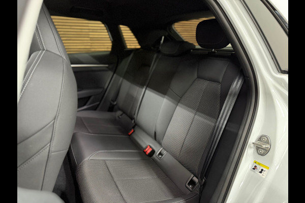 Audi A3 Sportback 35 TFSI S edition | S-Line | Pano | Camera | Matrix LED | Sportstoelen | Adaptive Cruise | Navigatie