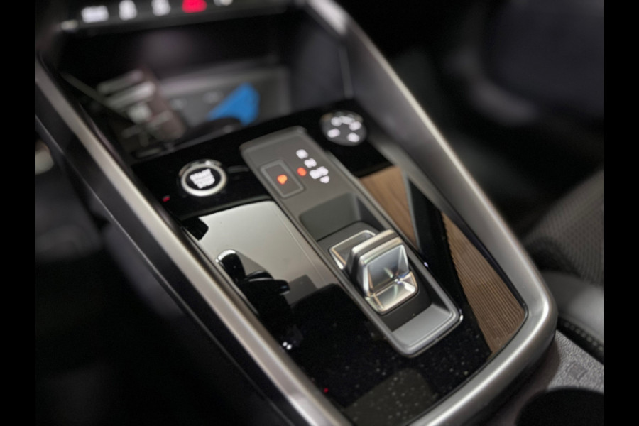 Audi A3 Sportback 35 TFSI S edition | S-Line | Pano | Camera | Matrix LED | Sportstoelen | Adaptive Cruise | Navigatie