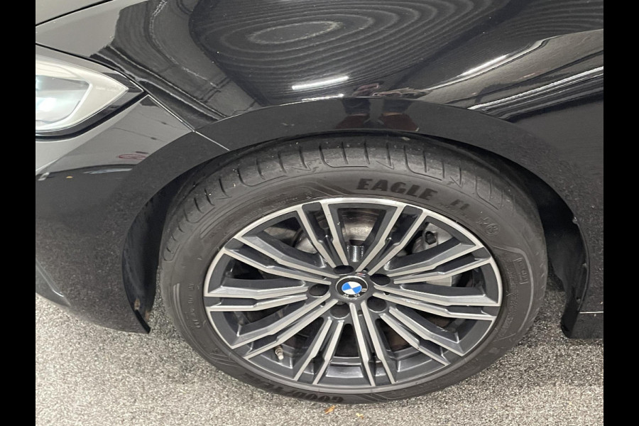 BMW 3 Serie Touring 330e Aut. Sportline Business 292pk Airco ECC Navi Carplay Cruise Control PDC VA Virtual cockpit Sportstoelen Sensatec