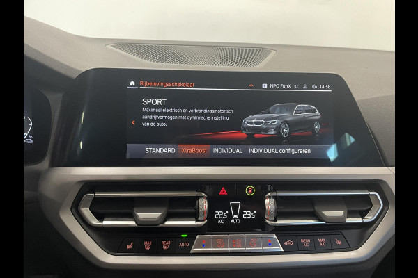 BMW 3 Serie Touring 330e Aut. Sportline Business 292pk Airco ECC Navi Carplay Cruise Control PDC VA Virtual cockpit Sportstoelen Sensatec