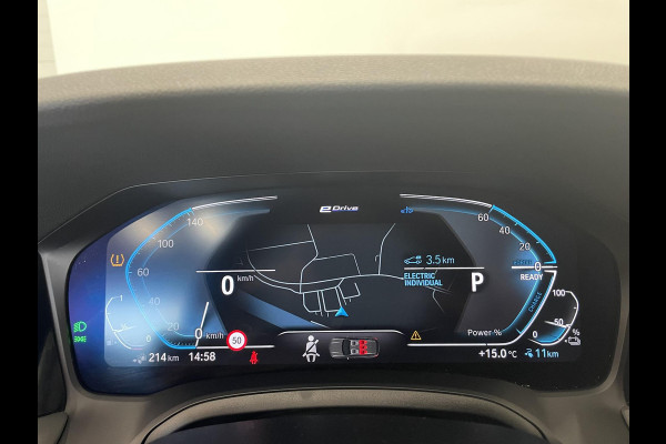BMW 3 Serie Touring 330e Aut. Sportline Business 292pk Airco ECC Navi Carplay Cruise Control PDC VA Virtual cockpit Sportstoelen Sensatec