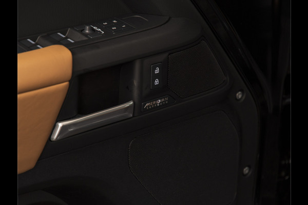 Land Rover Defender 110 2.0 P300e 110 X-Dynamic HSE BRUIN LEDER-22"-HUD-PANO-MERIDIAN