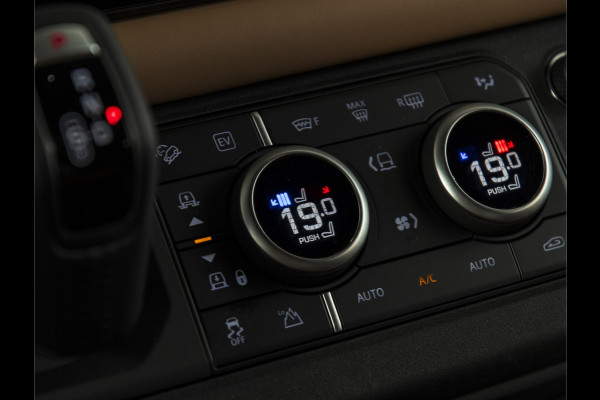 Land Rover Defender 110 2.0 P300e 110 X-Dynamic HSE BRUIN LEDER-22"-HUD-PANO-MERIDIAN