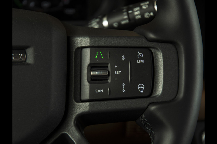 Land Rover Defender 110 2.0 P300e 110 X-Dynamic HSE BRUIN LEDER-22"-HUD-PANO-MERIDIAN