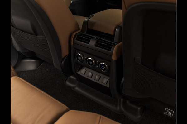 Land Rover Defender 110 2.0 P300e 110 X-Dynamic HSE BRUIN LEDER-22"-HUD-PANO-MERIDIAN