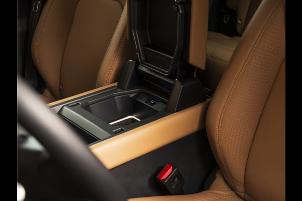 Land Rover Defender 110 2.0 P300e 110 X-Dynamic HSE BRUIN LEDER-22"-HUD-PANO-MERIDIAN