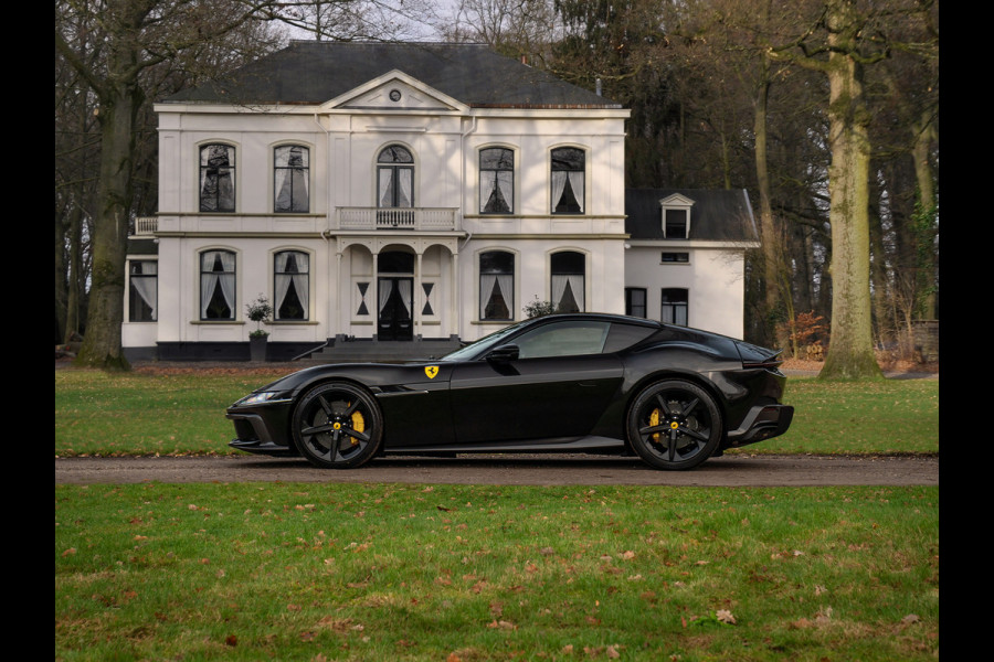 Ferrari 12Cilindri 6.5 V12 | Full carbon | Lift | Airbrushed Shields | Burmester | Atelier