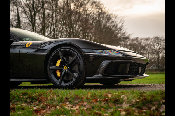 Ferrari 12Cilindri 6.5 V12 | Full carbon | Lift | Airbrushed Shields | Burmester | Atelier