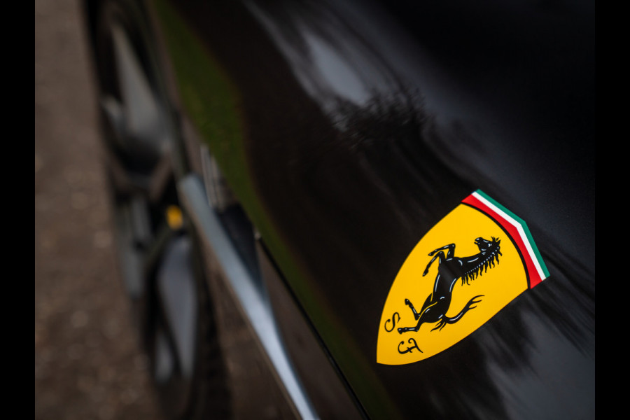 Ferrari 12Cilindri 6.5 V12 | Full carbon | Lift | Airbrushed Shields | Burmester | Atelier