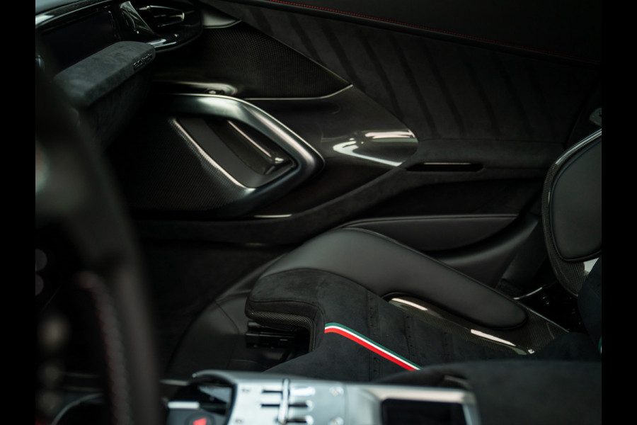 Ferrari 12Cilindri 6.5 V12 | Full carbon | Lift | Airbrushed Shields | Burmester | Atelier