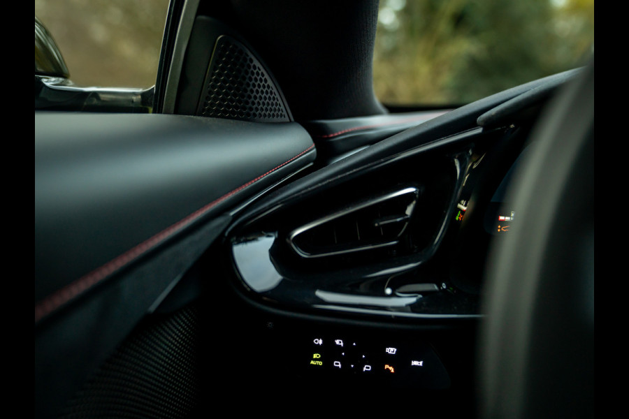 Ferrari 12Cilindri 6.5 V12 | Full carbon | Lift | Airbrushed Shields | Burmester | Atelier