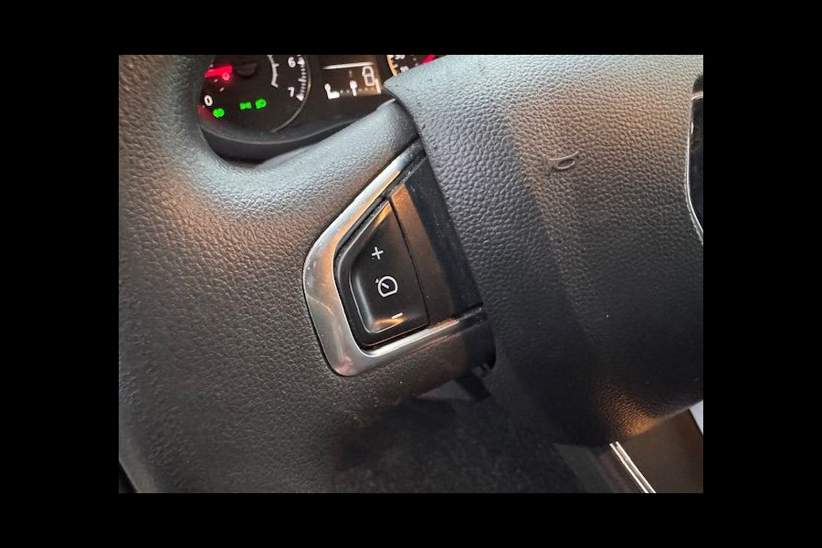 Renault Master T35 2.3 dCi 150pk L2 H2 Energy Work Edition Airco,Leder,Navigatie,Camera