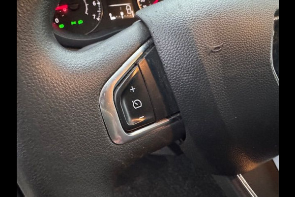 Renault Master T35 2.3 dCi 150pk L2 H2 Energy Work Edition Airco,Leder,Navigatie,Camera