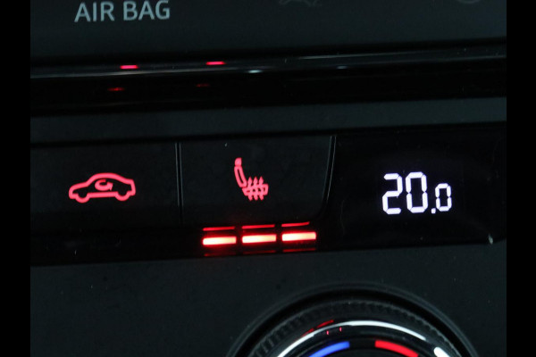 Seat Leon 1.5 TSI FR Ultimate Edition | Panoramadak | Stoelverwarming | Beats Audio | Camera | Carplay | Leder/Alcantara | Keyless | Virtual Cockpit | Full LED | Navigatie