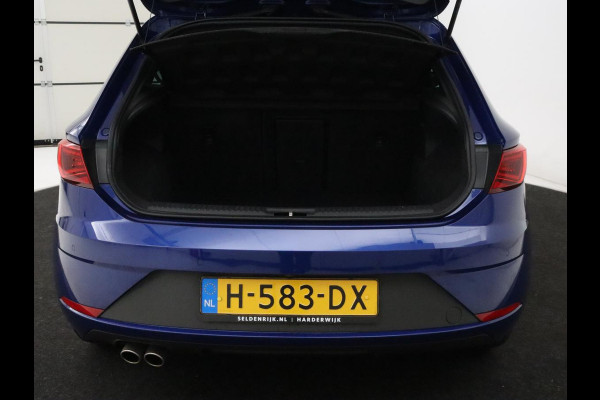 Seat Leon 1.5 TSI FR Ultimate Edition | Panoramadak | Stoelverwarming | Beats Audio | Camera | Carplay | Leder/Alcantara | Keyless | Virtual Cockpit | Full LED | Navigatie