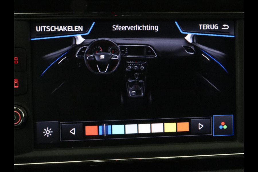 Seat Leon 1.5 TSI FR Ultimate Edition | Panoramadak | Stoelverwarming | Beats Audio | Camera | Carplay | Leder/Alcantara | Keyless | Virtual Cockpit | Full LED | Navigatie