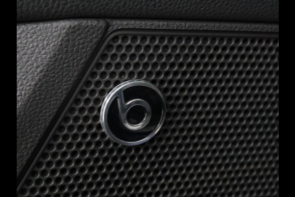 Seat Leon 1.5 TSI FR Ultimate Edition | Panoramadak | Stoelverwarming | Beats Audio | Camera | Carplay | Leder/Alcantara | Keyless | Virtual Cockpit | Full LED | Navigatie