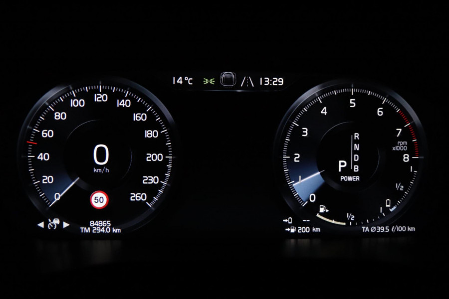 Volvo XC60 2.0 T8 Twin Engine AWD Inscription / PANODAK / HUD / KEYLESS / 2X MEMORY / CAMERA