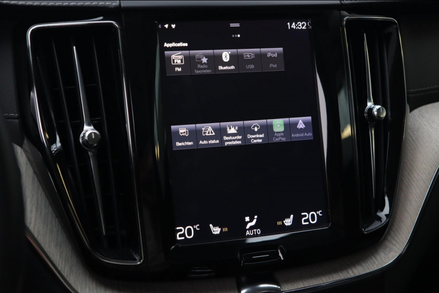 Volvo XC60 2.0 T8 Twin Engine AWD Inscription / PANODAK / HUD / KEYLESS / 2X MEMORY / CAMERA