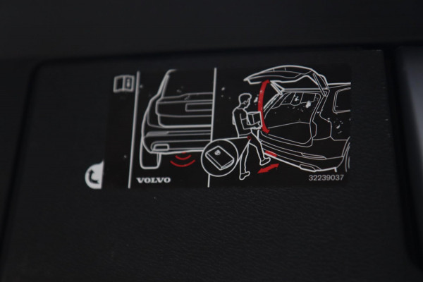 Volvo XC60 2.0 T8 Twin Engine AWD Inscription / PANODAK / HUD / KEYLESS / 2X MEMORY / CAMERA