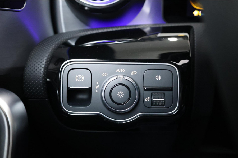 Mercedes-Benz AMG CLA 45 BTW/MULTIBEAM/VIRTUAL/SFEER/KUIP+MEMORY/19" LMV/CAM/ACC/ECC/12 MND GARANTIE