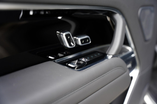 Land Rover Range Rover P 530 LWB Autobiography VERKOCHT