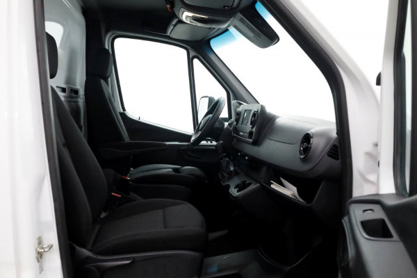 Mercedes-Benz Sprinter 314 CDI 143pk Bakwagen met laadklep en zijdeur L440 1026kg laadverm. 05-2022