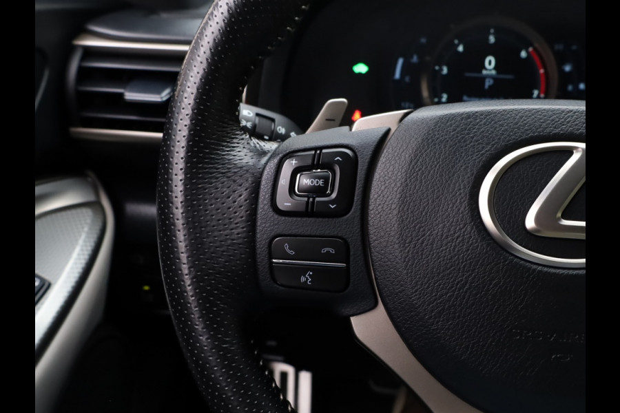 Lexus RC 300h F SPORT Line | Mark Levinson | Safety Pack | Stoelventilati